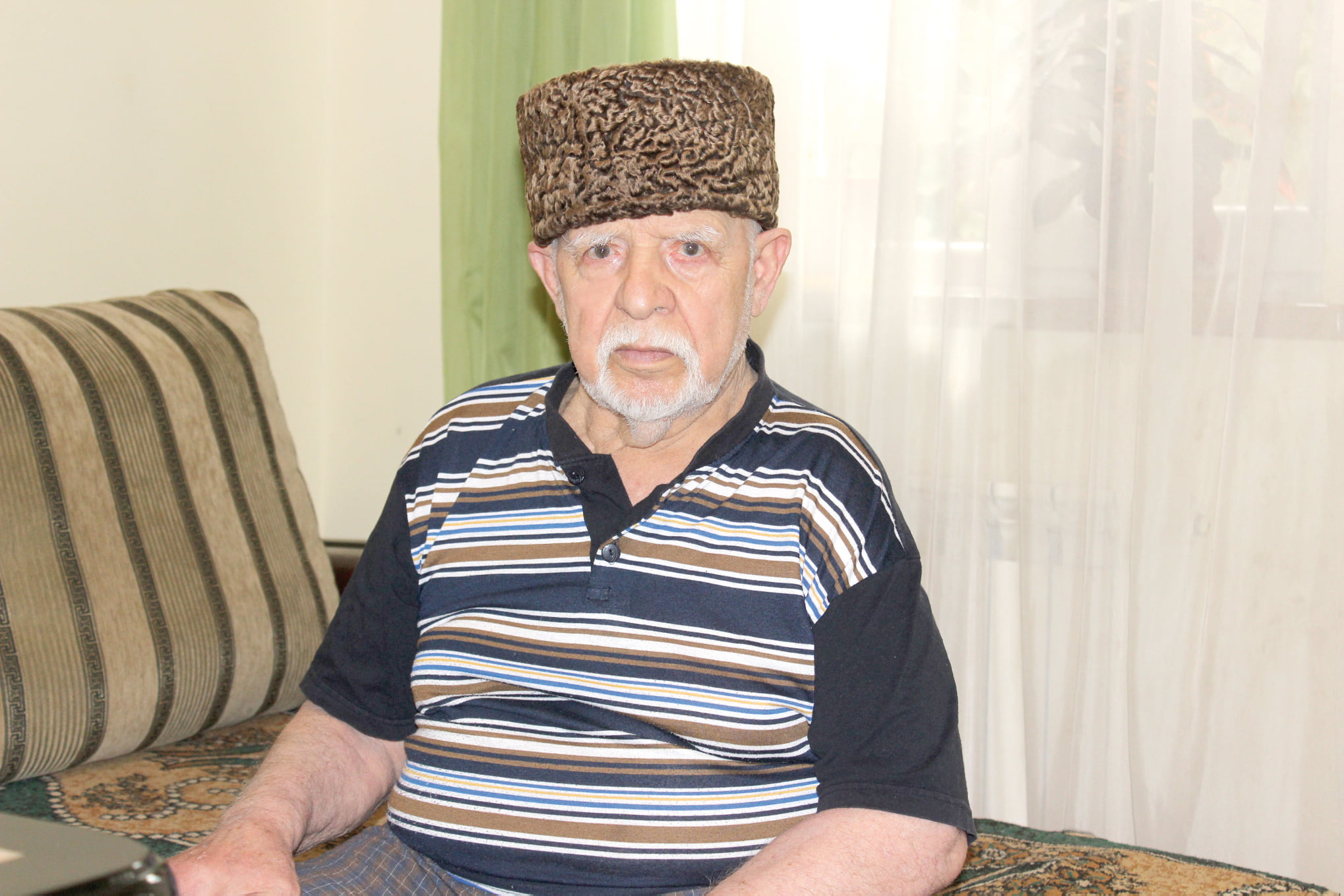 İzzet Hayirov1