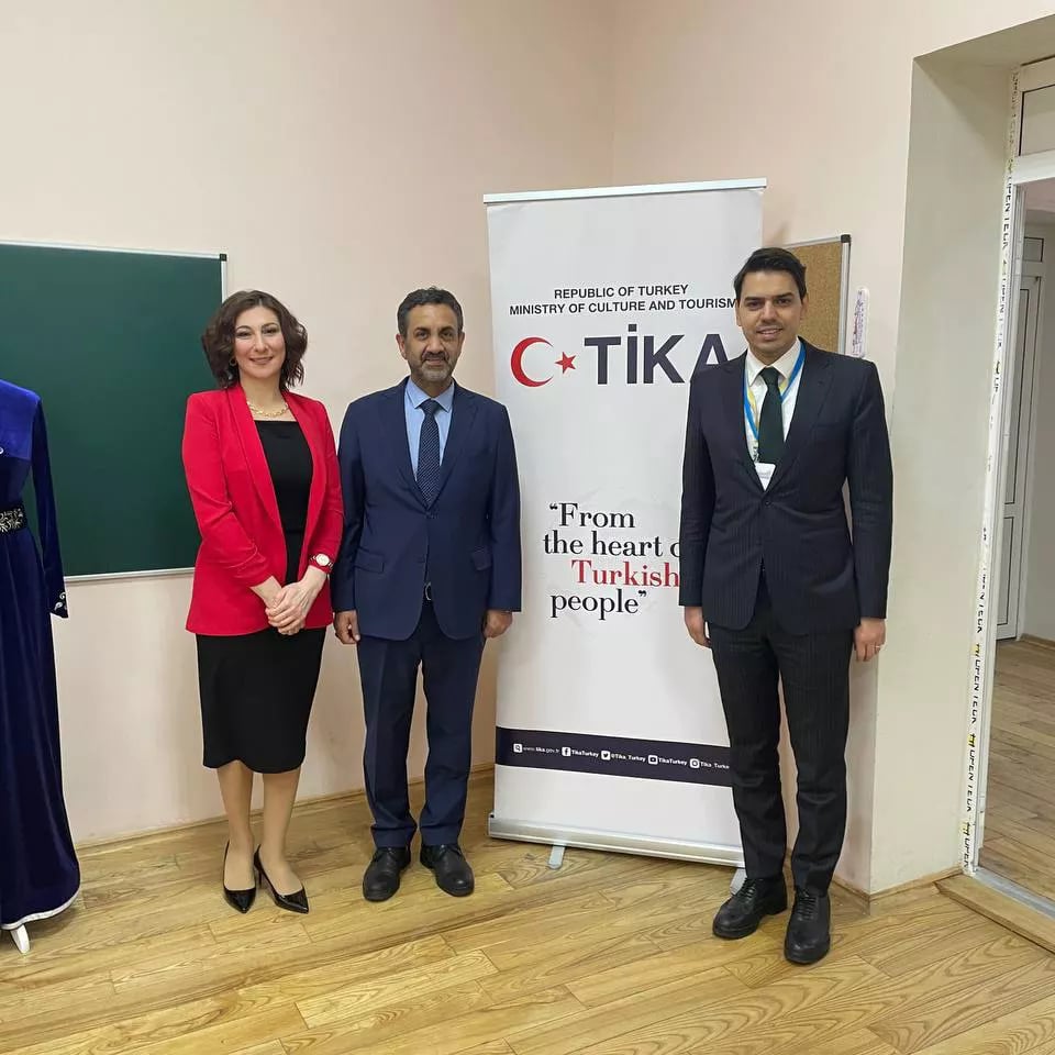 Anife TİKA YTB ortak fotoğraf