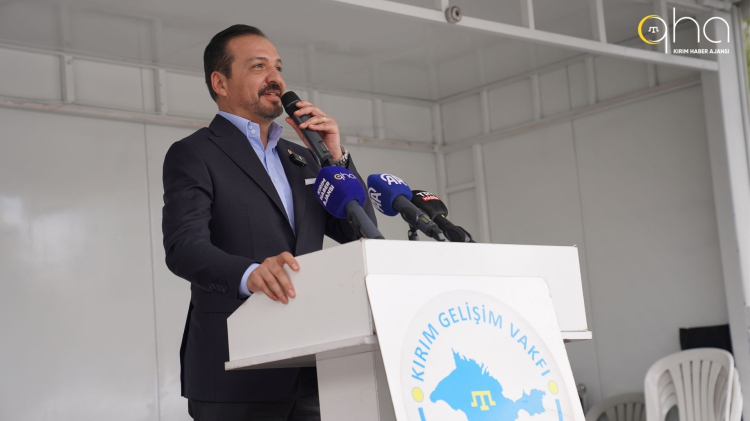 13 1751225673 739 x750