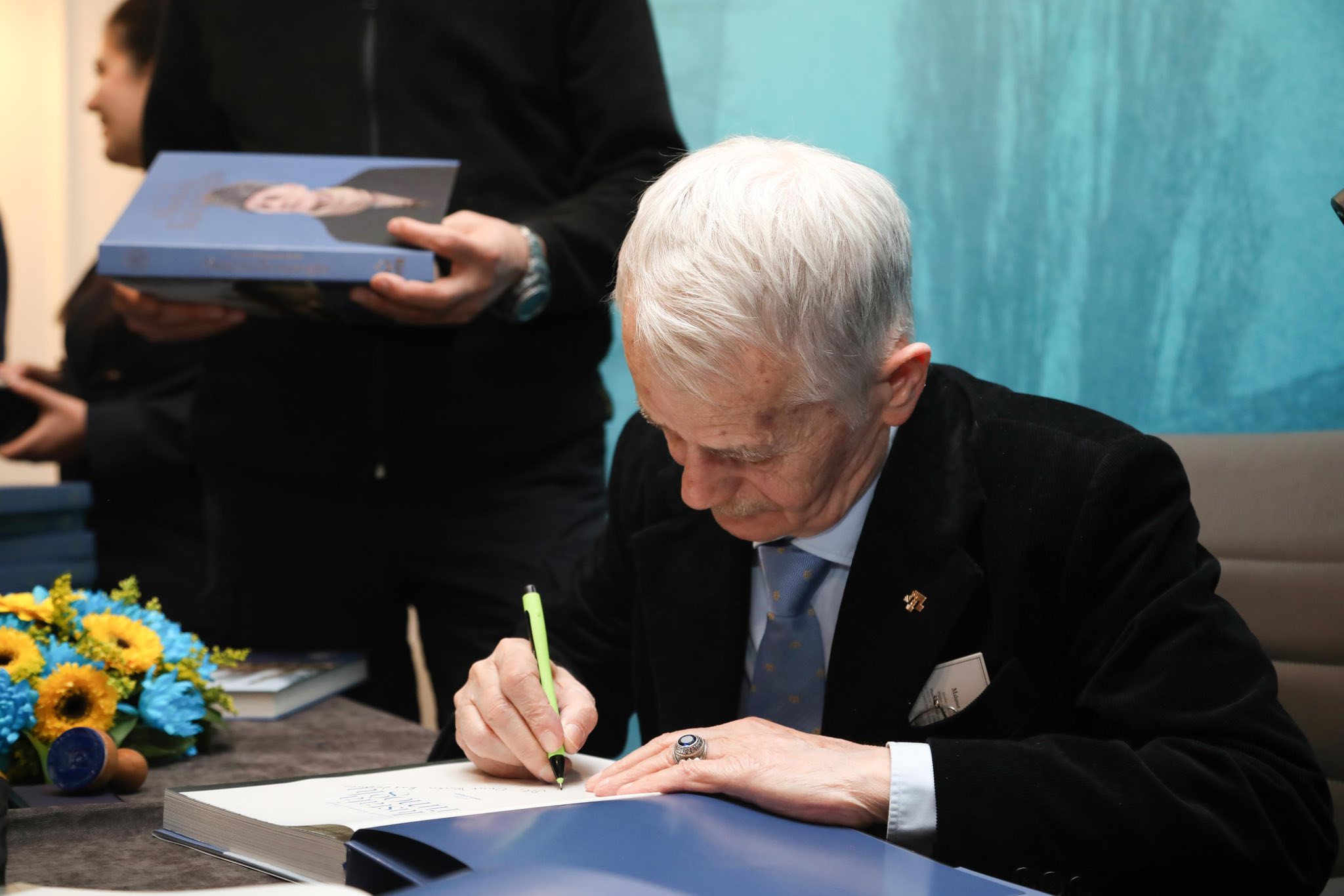 600570079 10163520852962719 1647825151458561904 n