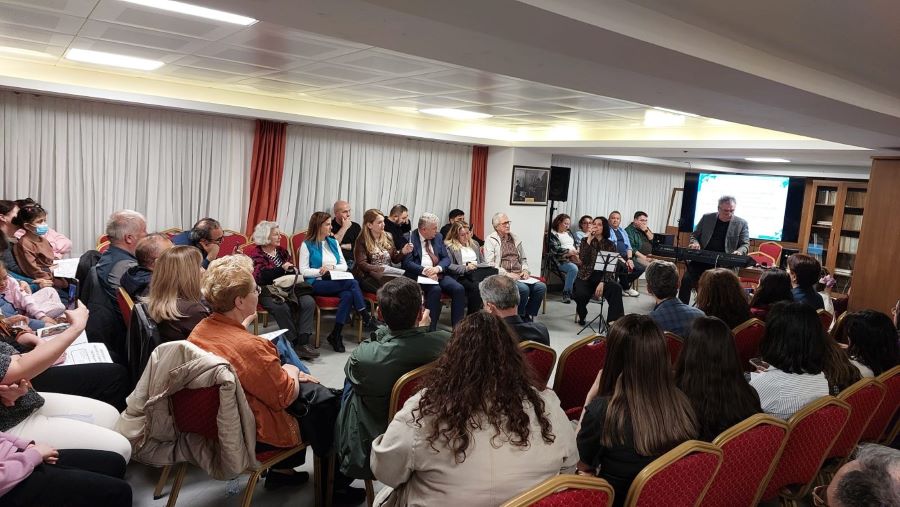 “Qırımtatar Şiiriyeti, Edebiyatı ve Muzıqası Aqşamları” Başladı